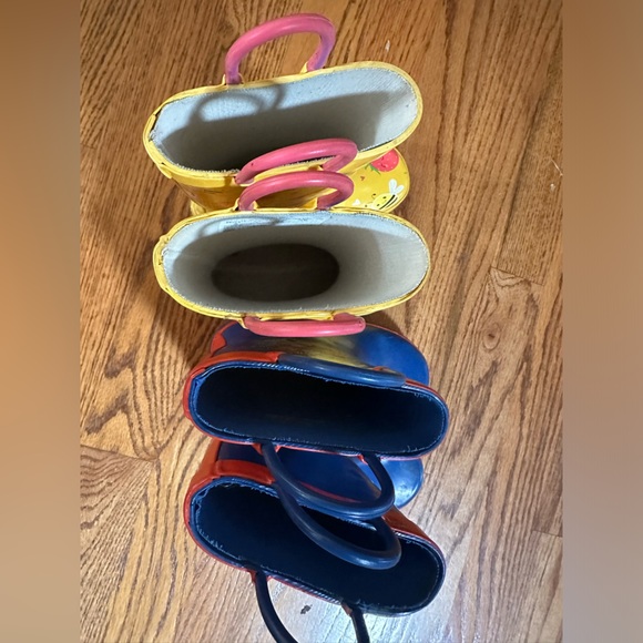 Lot of Size 7/8 toddler rain boots ☔️ - Picture 3 of 4